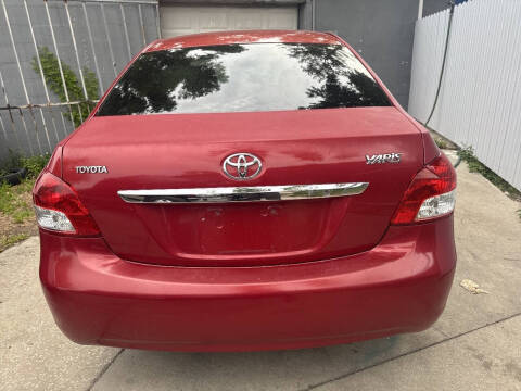 2011 Toyota Yaris