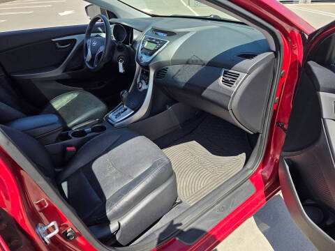 2012 Hyundai Elantra Limited