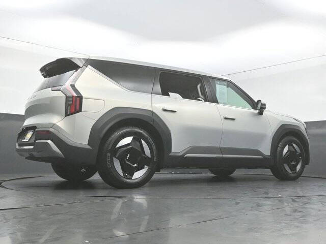2024 Kia EV9 Light