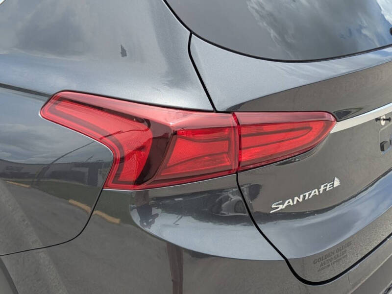 2020 Hyundai Santa Fe SE