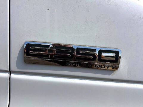 2006 Ford E-Series E-350 SD