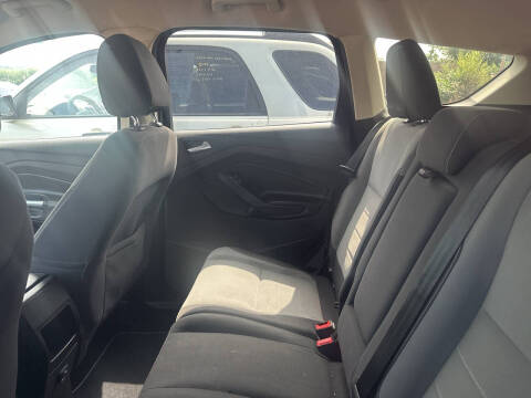 2016 Ford Escape SE