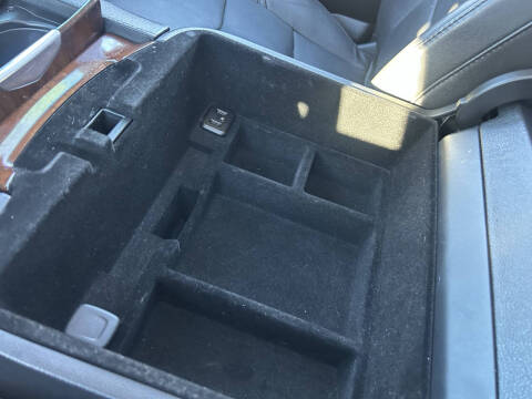 2016 Cadillac Escalade Luxury Collection