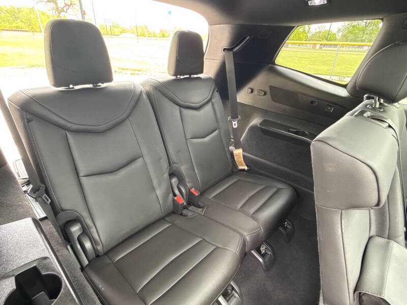 2025 Cadillac XT6 Luxury
