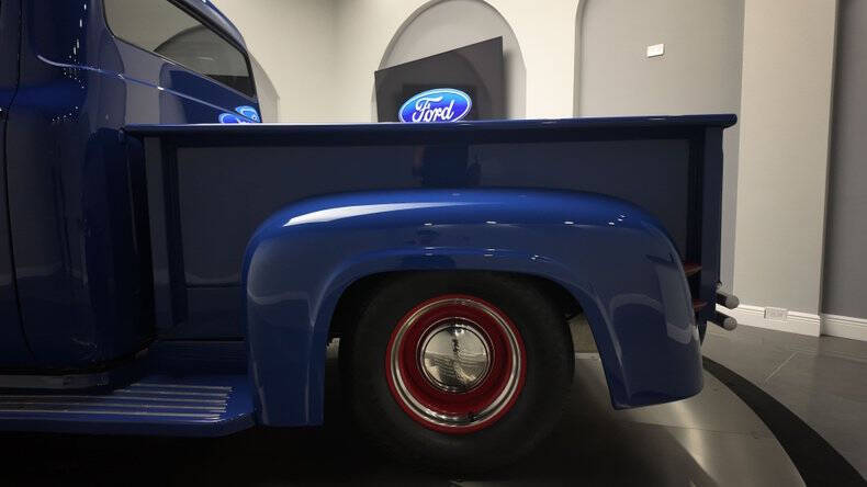 1956 Ford F-100