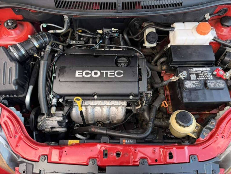 2011 Chevrolet Aveo LT