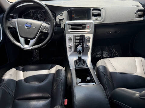 2017 Volvo S60 T5 Dynamic