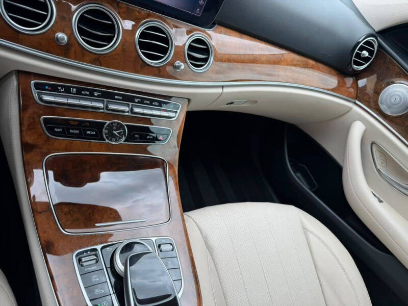 2019 Mercedes-Benz E-Class E 300