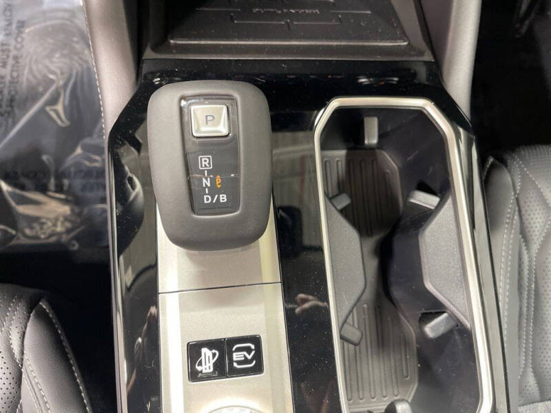 2026 Mitsubishi Outlander PHEV SEL