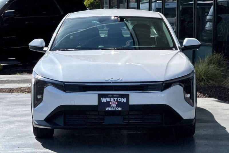 2026 Kia K4 LX