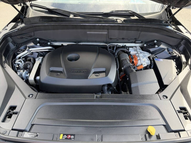 2016 Volvo XC90 T8 eAWD Inscription