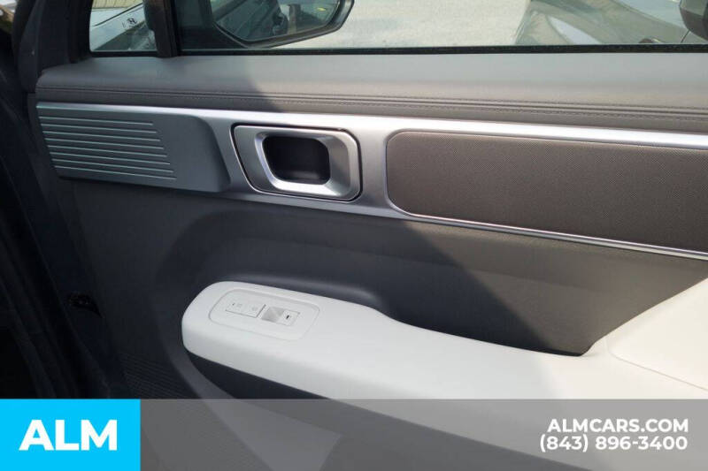 2024 Hyundai Santa Fe SE