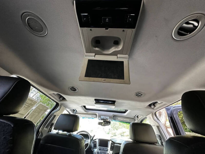 2017 GMC Yukon XL SLT