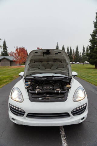 2013 Porsche Cayenne S