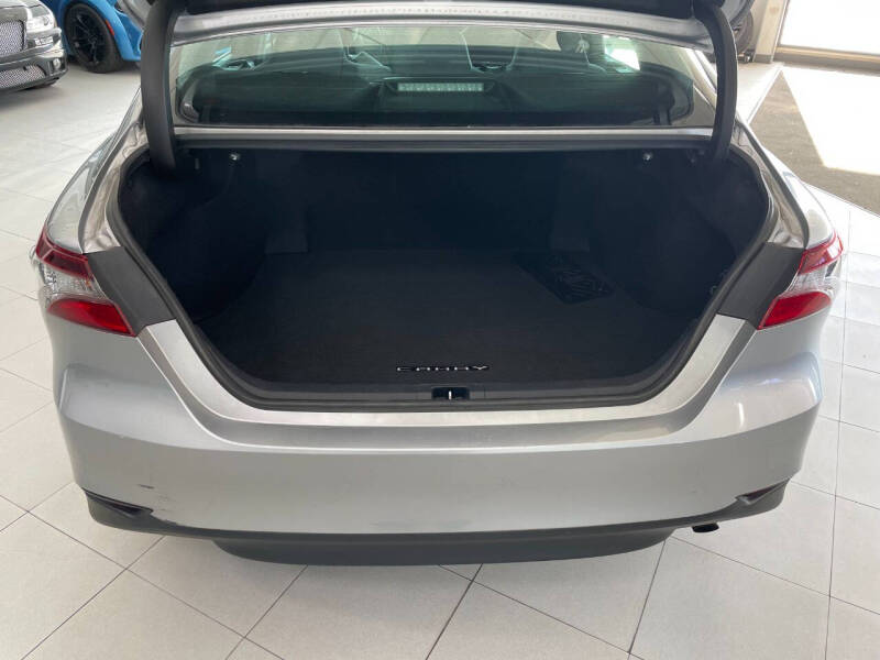 2022 Toyota Camry LE