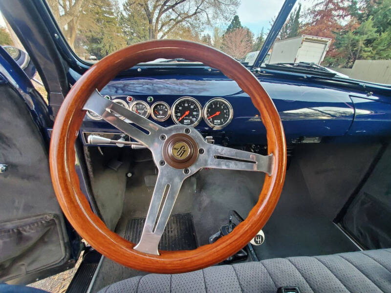 1947 Mercury Club Coupe V-8