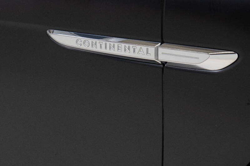 2019 Lincoln Continental Reserve