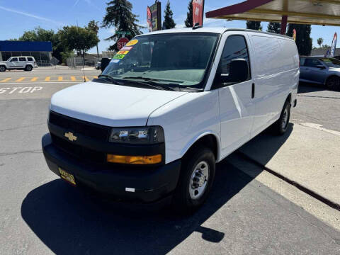 2022 Chevrolet Express 3500