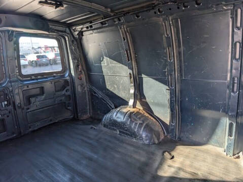 2017 Chevrolet Express 2500