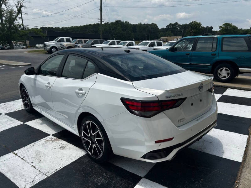 2025 Nissan Sentra SR