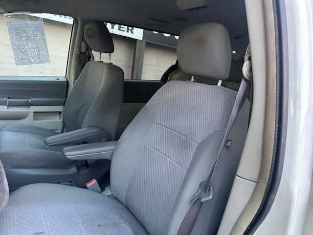 2008 Chrysler Town and Country LX
