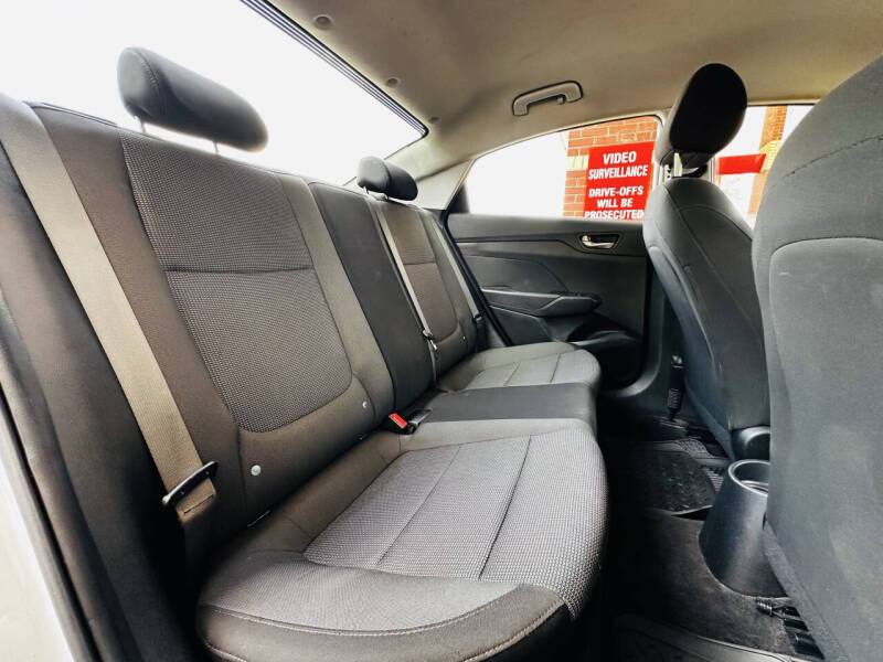 2019 Hyundai Accent SE