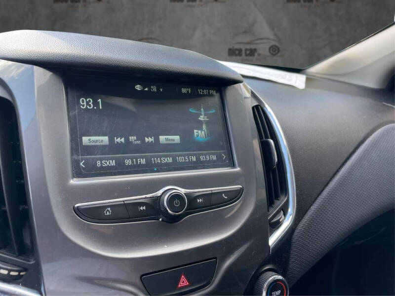 2018 Chevrolet Cruze LT Auto