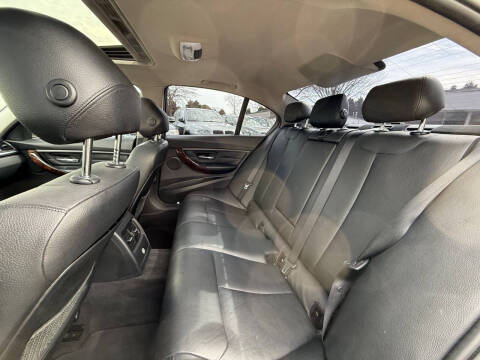 2013 BMW 3 Series 328i