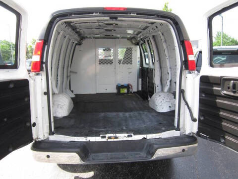 2023 Chevrolet Express 2500