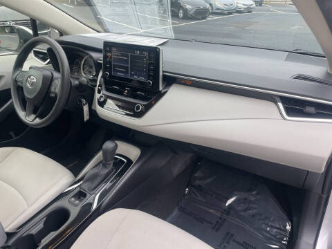 2020 Toyota Corolla LE