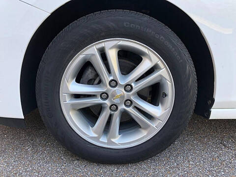 2017 Chevrolet Cruze LT Auto