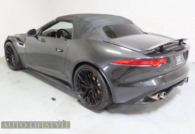 2014 Jaguar F-TYPE V8 S