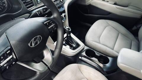 2020 Hyundai Elantra