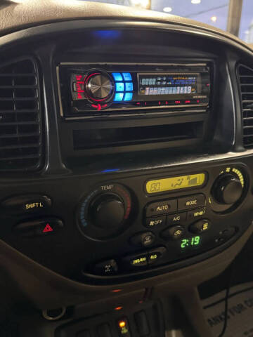 2006 Toyota Sequoia SR5