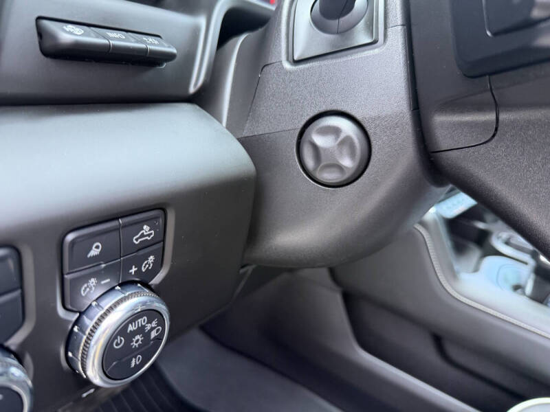 2023 GMC Sierra 1500 AT4X