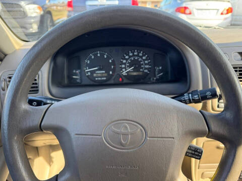 2001 Toyota Corolla LE