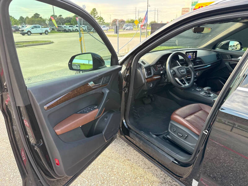 2019 Audi Q5 quattro Premium 45 TFSI