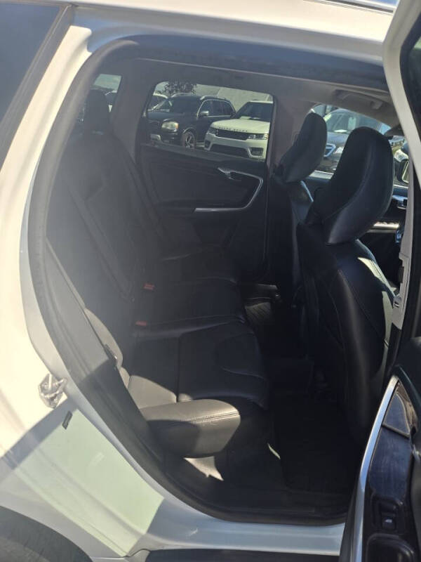 2015 Volvo XC60 T6