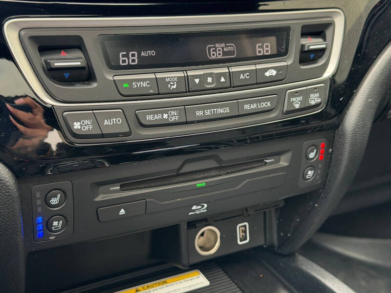 2022 Honda Pilot Black Edition
