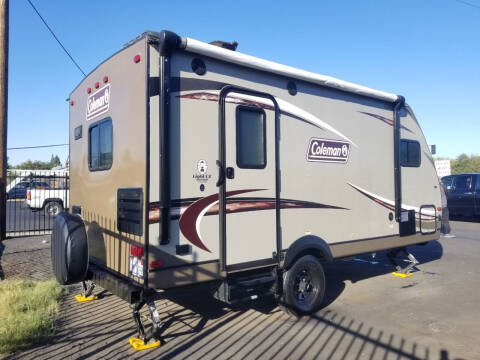 2017 Coleman Light