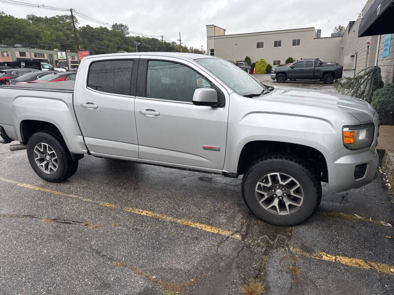 2017 GMC Canyon SLE
