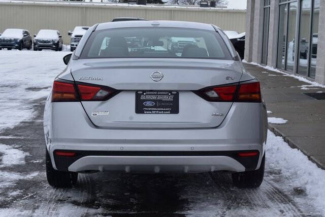 2021 Nissan Altima 2.5 SV