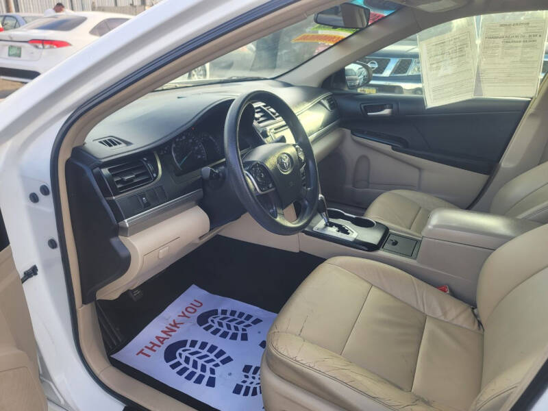 2012 Toyota Camry LE