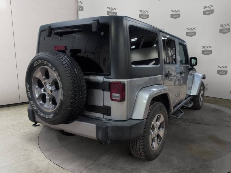 2016 Jeep Wrangler Unlimited Sahara