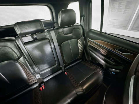 2023 Jeep Grand Cherokee Summit