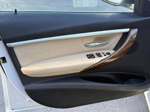 2017 BMW 3 Series 330i xDrive