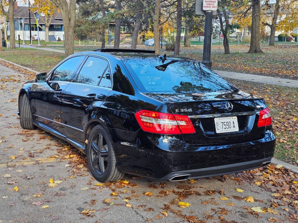 2011 Mercedes-Benz E-Class for sale at Quantum Auto Co in Plainfield, IL