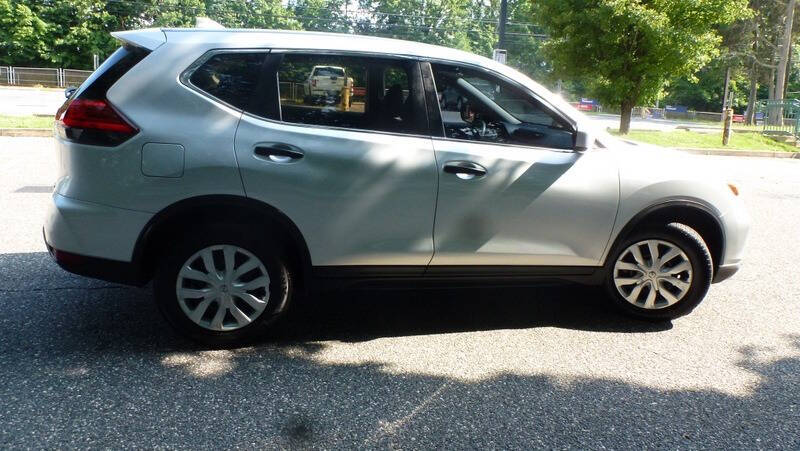 2017 Nissan Rogue SV