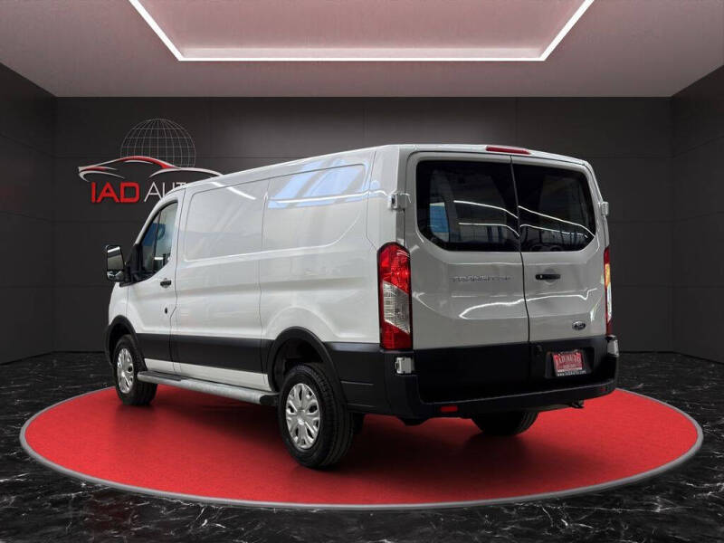 2025 Ford Transit