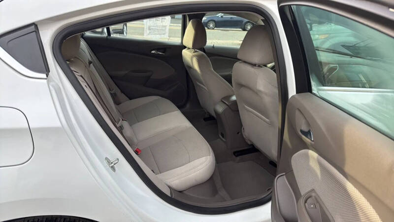 2017 Chevrolet Cruze LT Auto